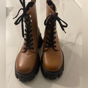 NWOB March Fischer Chunky Combat Boot Sz 9.5